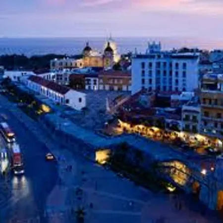 Mr1-2g Basico Cerca Al Mar Con Aire Acondicionado Y Wifi 4 Personas Cartagena